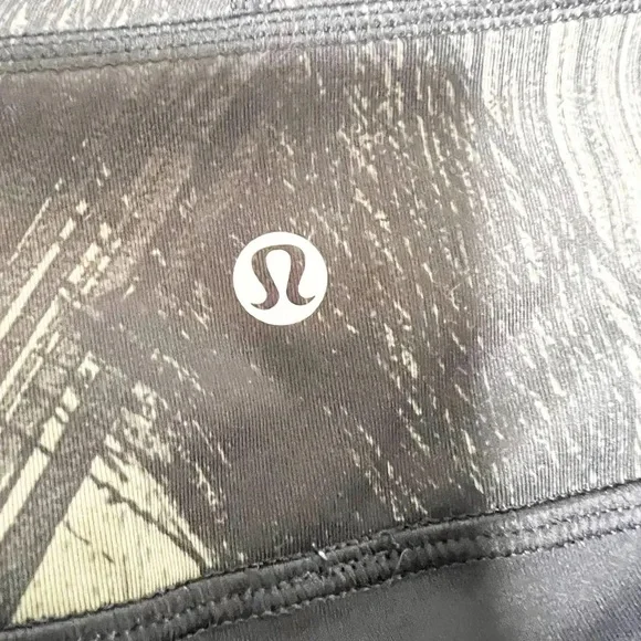 lululemon women’s leggings 23 inch fresh mesh run crop black & Green - Picture 2 of 9